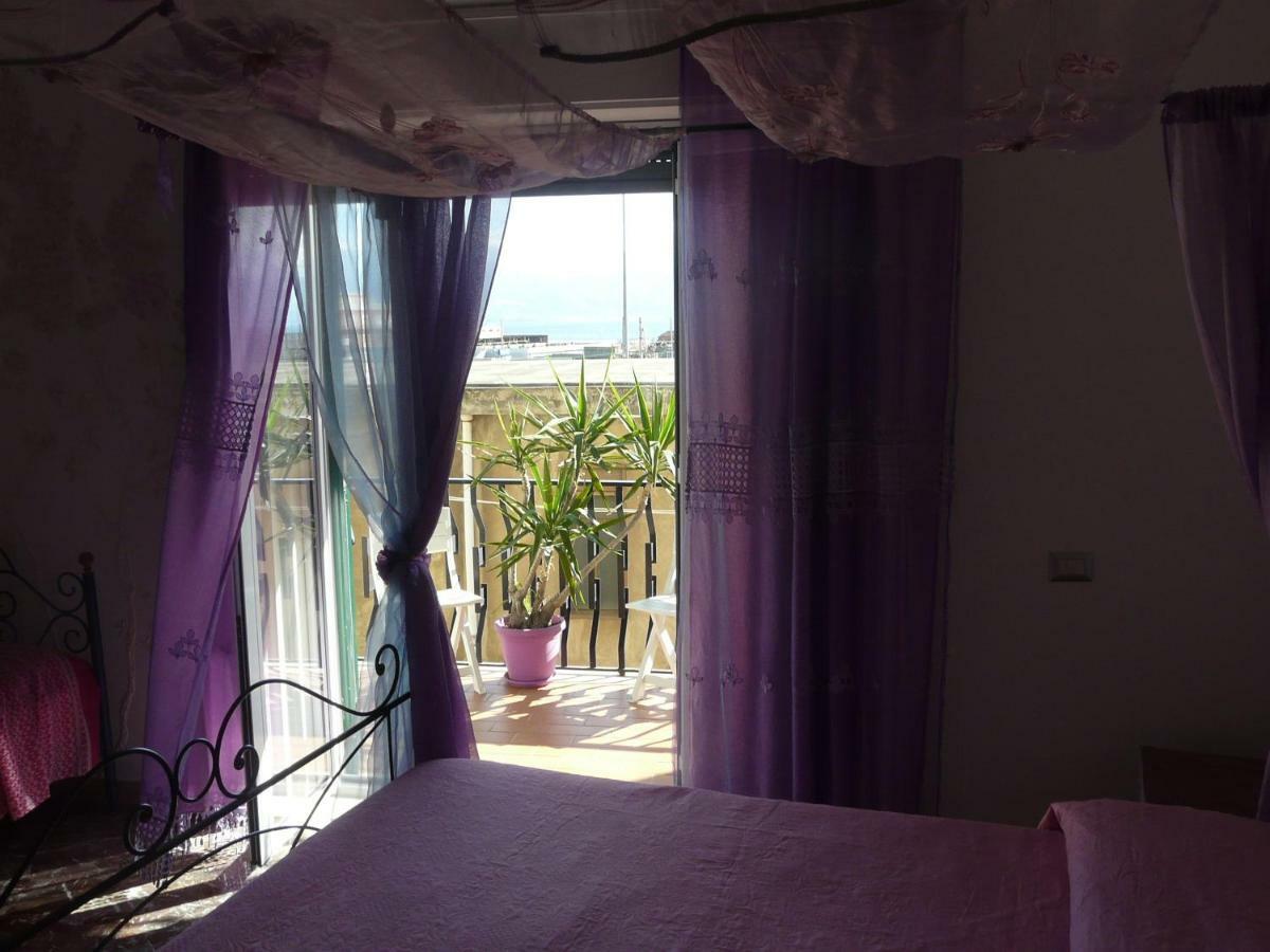 Messina Break Bed and Breakfast Εξωτερικό φωτογραφία